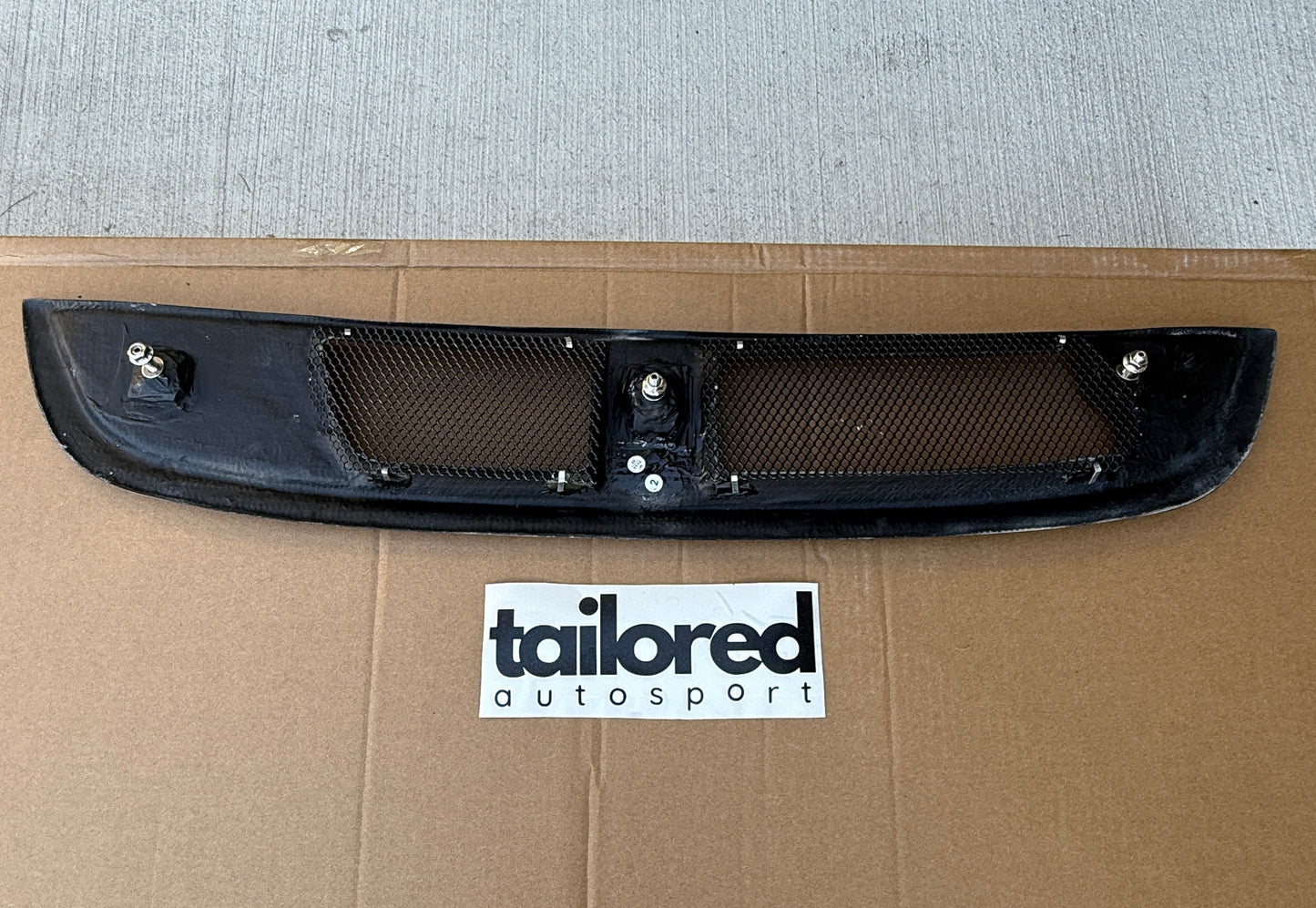Tailored Autosport FL5 Carbon Fiber Hood Vent