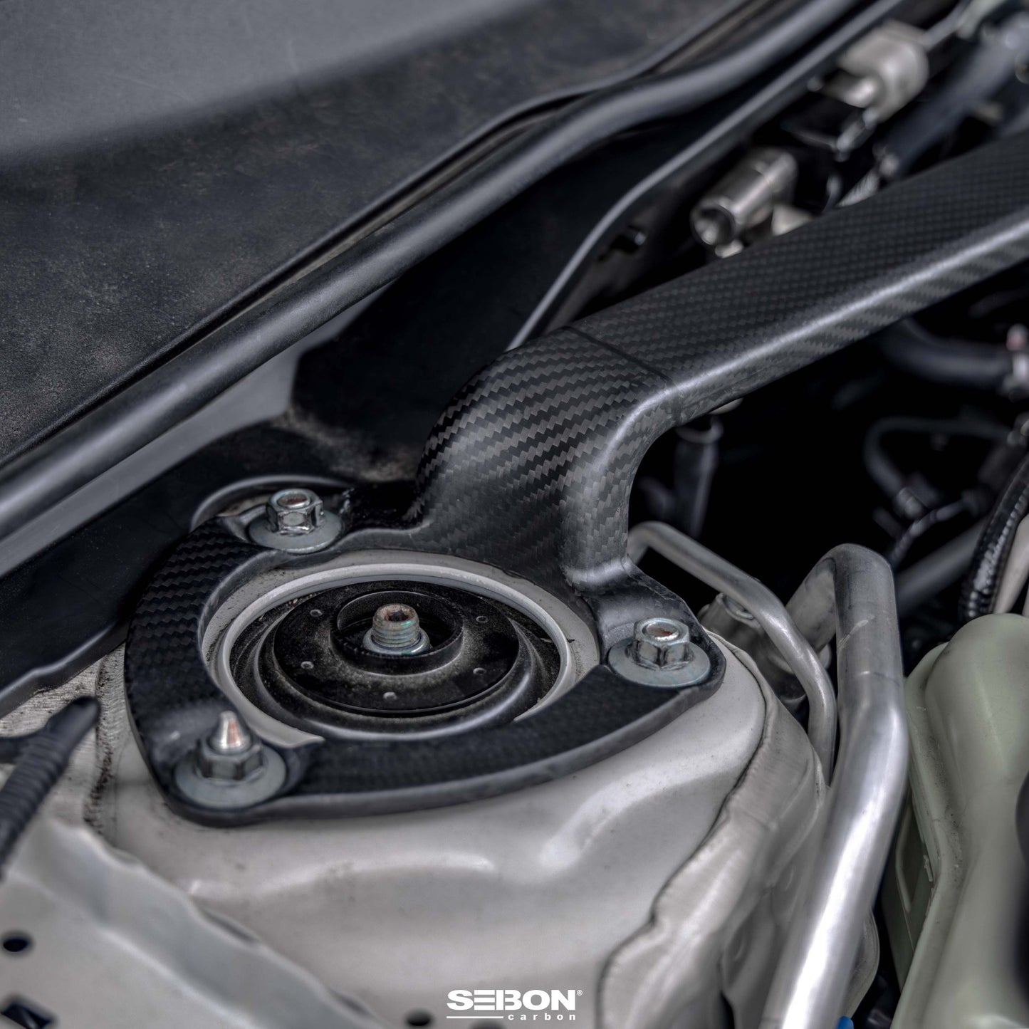 Seibon Carbon Fiber Front Strut Brace 23+ Civic Type R FL5